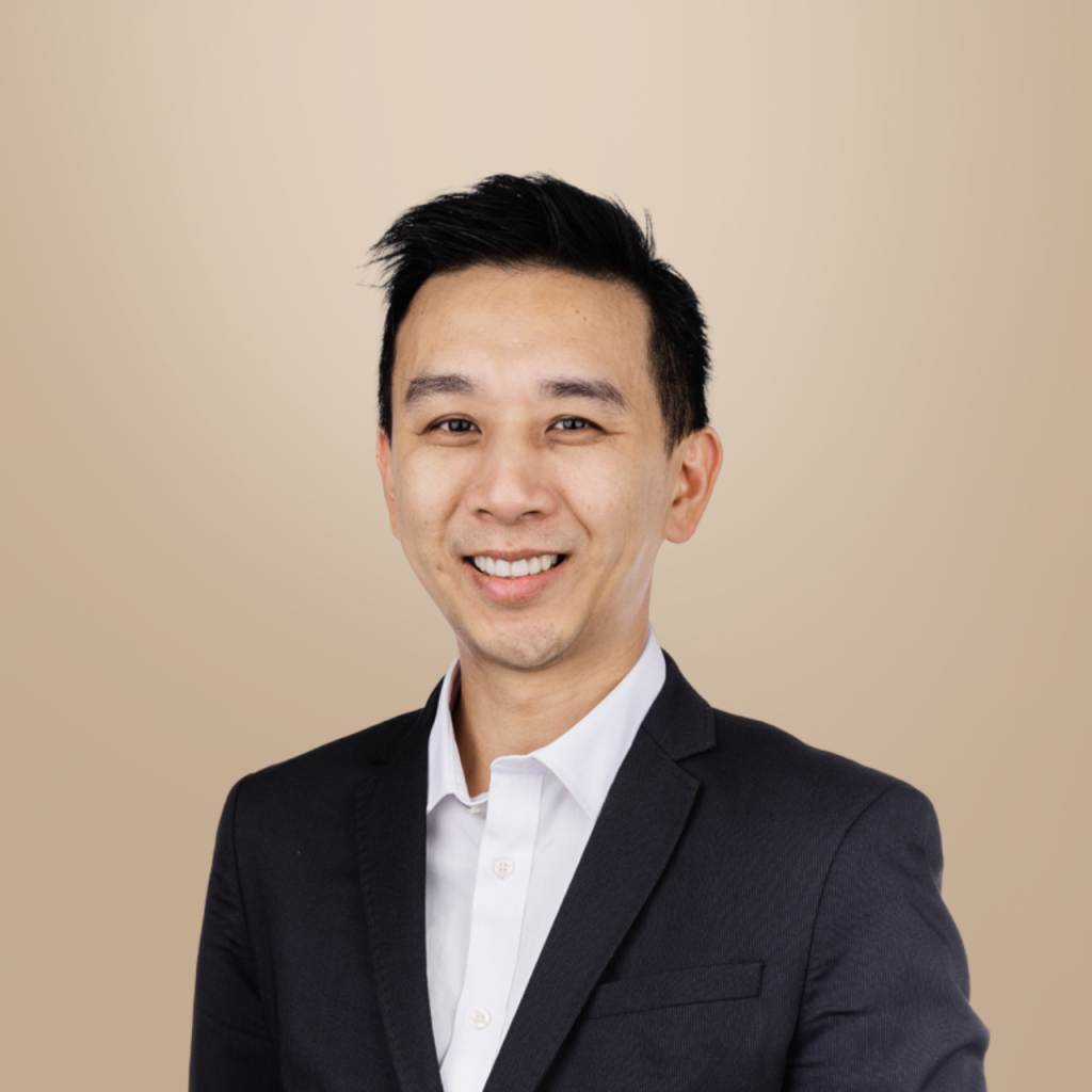 Dr Po Yang 